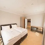 Tt Neuhofen Apart Otel Neuhofen an der Krems