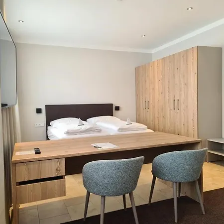 Tt Neuhofen Aparthotel 3*