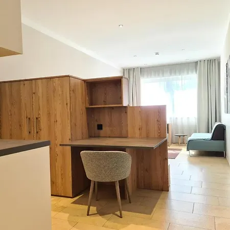 Tt Neuhofen Apartmanhotel 4*
