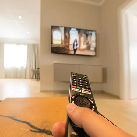 Tt Neuhofen Apartmanhotel 4*