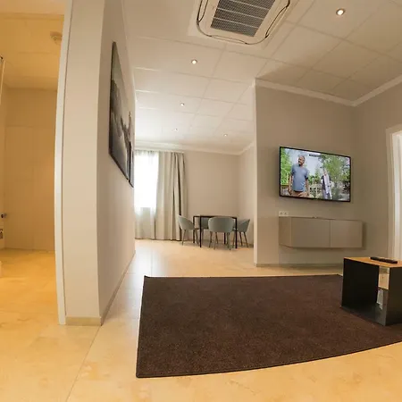 Apartmanhotel Tt Neuhofen